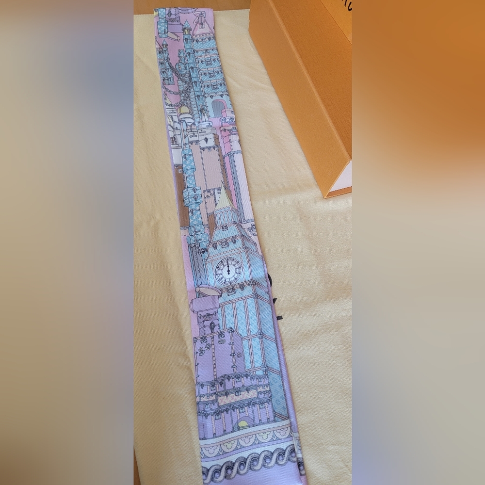 LV "Around the World" Bandeau